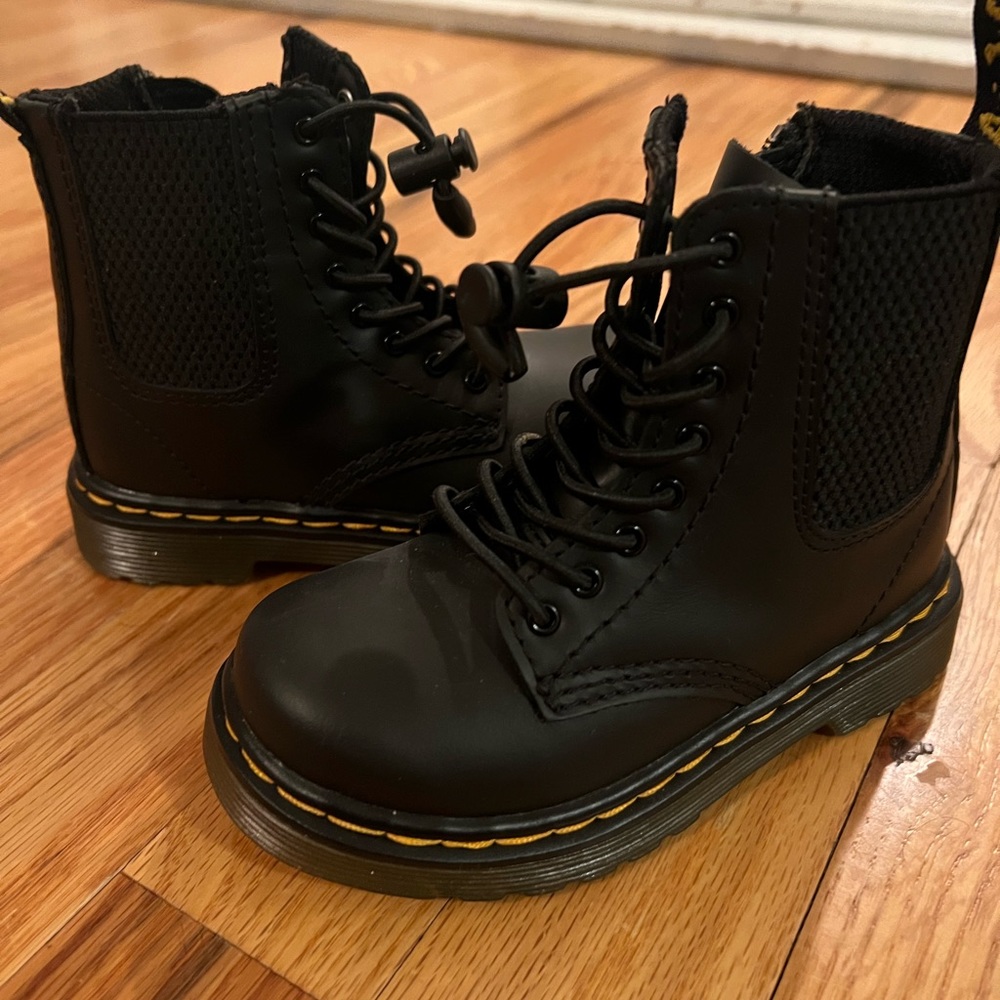 Never worn toddler Dr. Martens 1460 soft leather